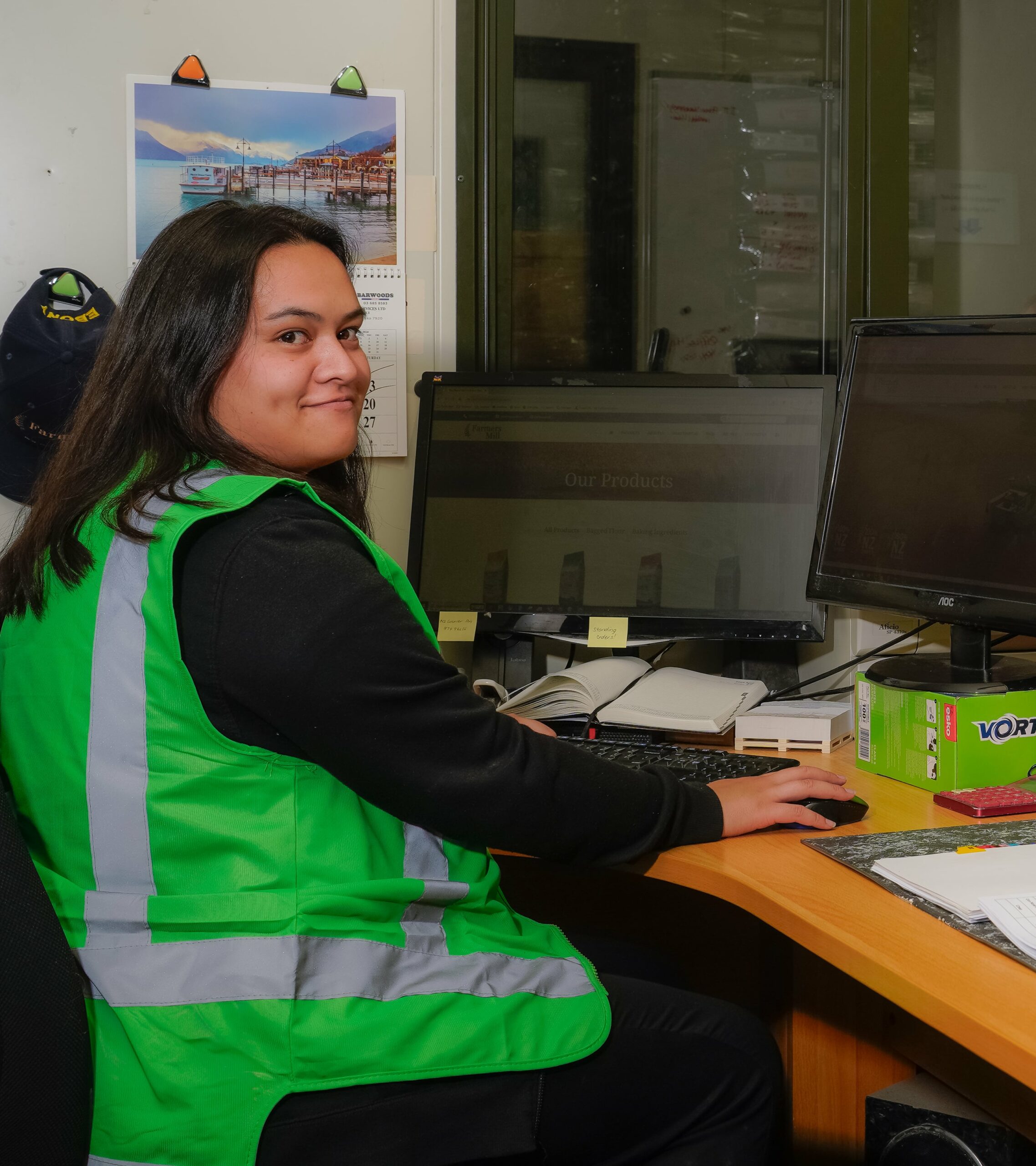 Ebony-Rose Willis | Administrator/Customer Support Specialist